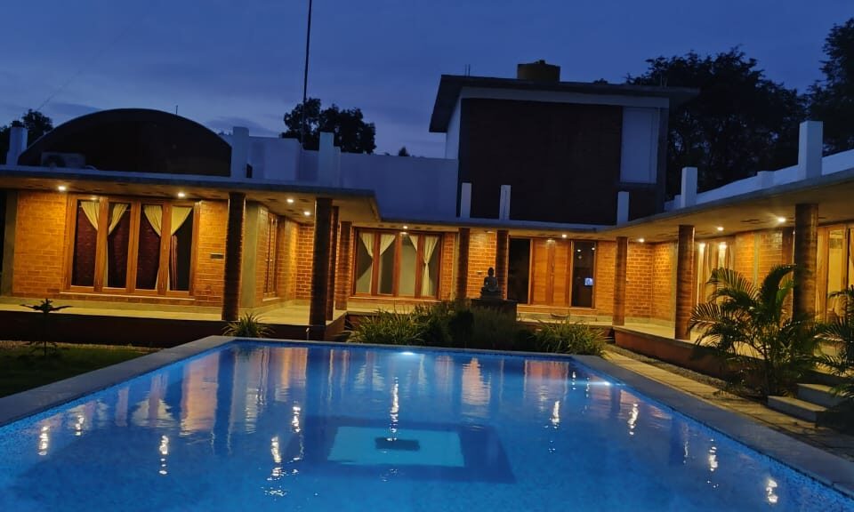 Select Luxury Pool Villa for Sale in Auroville Luxury Pool Villa for Sale in Auroville